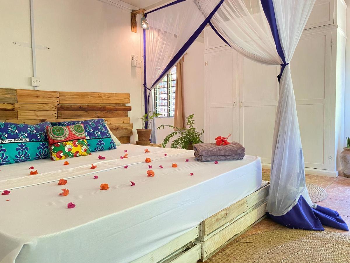 Salty'S Kitesurf Village Килифи Экстерьер фото