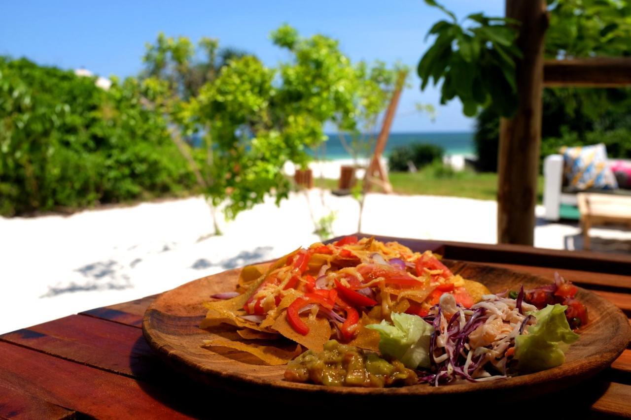Salty'S Kitesurf Village Килифи Экстерьер фото